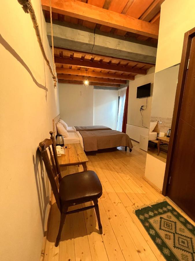 Hotel Ailama メスティア エクステリア 写真